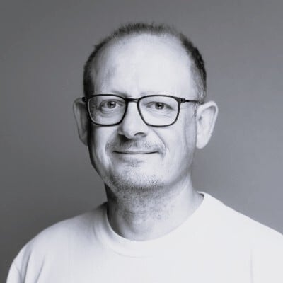 Simon Bostock B&W